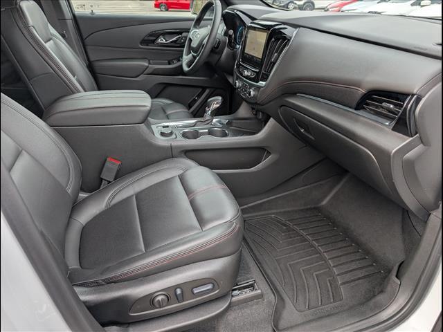 used 2023 Chevrolet Traverse car, priced at $35,900