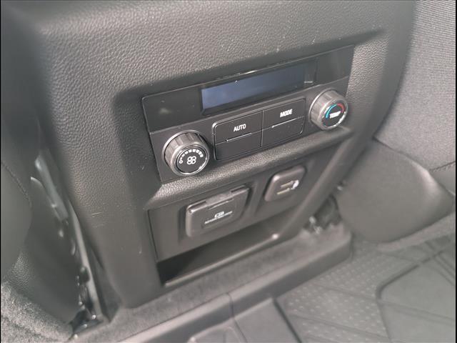 used 2023 Chevrolet Traverse car, priced at $35,900