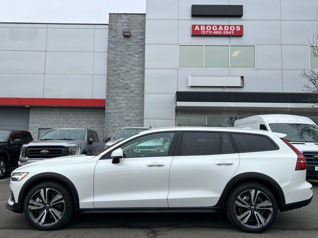 used 2025 Volvo V60 Cross Country car, priced at $32,900