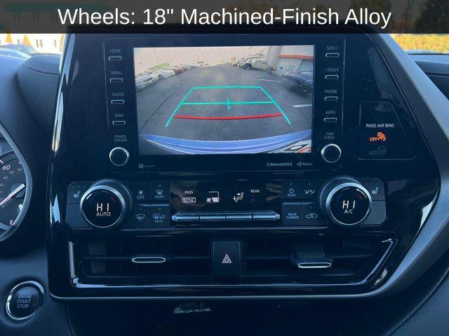 used 2022 Toyota Highlander car, priced at $34,910