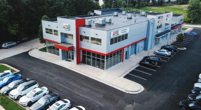 used 2022 Toyota Highlander car, priced at $34,910