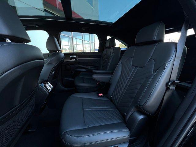 used 2025 Kia Sorento car, priced at $33,500