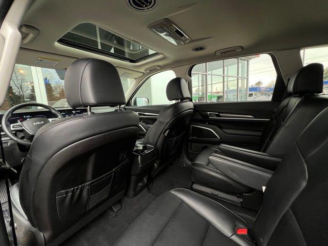 used 2024 Kia Telluride car, priced at $30,500