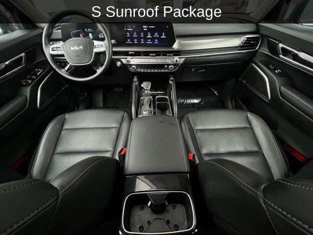 used 2024 Kia Telluride car, priced at $30,500