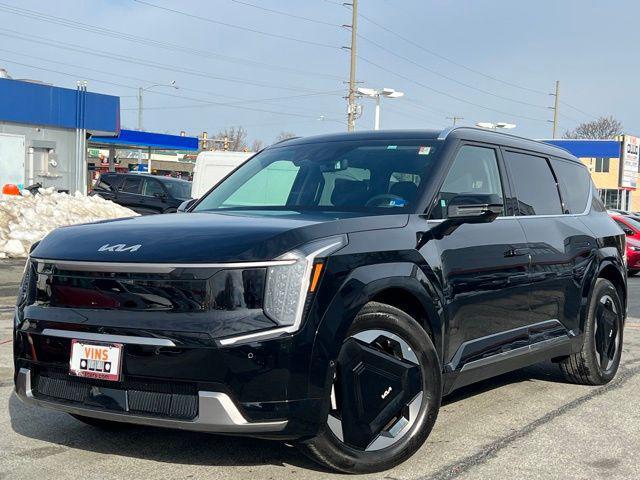 used 2025 Kia EV9 car, priced at $43,980