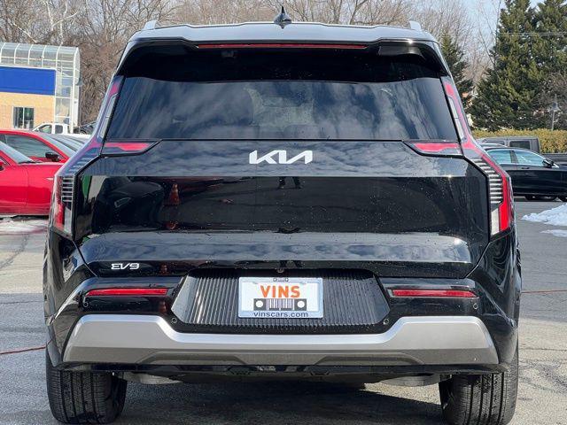 used 2025 Kia EV9 car, priced at $43,980