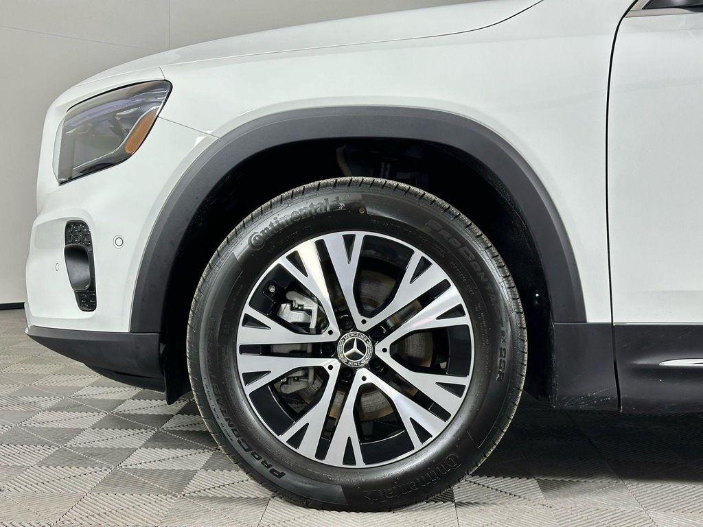 used 2026 Mercedes-Benz GLB 250 car, priced at $43,500