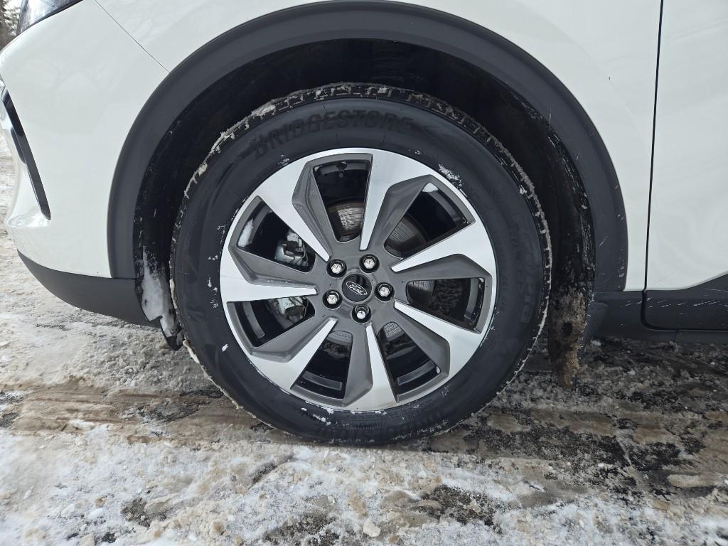 used 2023 Ford Escape car, priced at $24,571