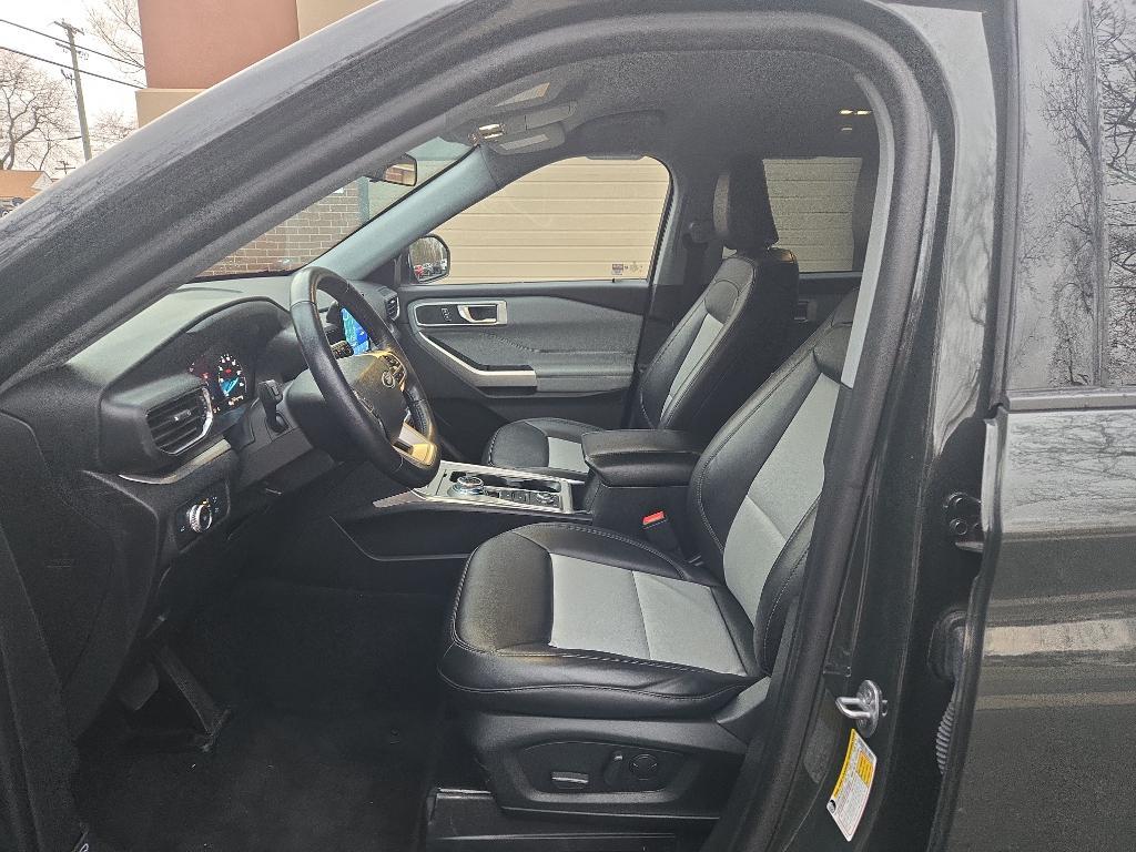 used 2022 Ford Explorer car, priced at $28,621