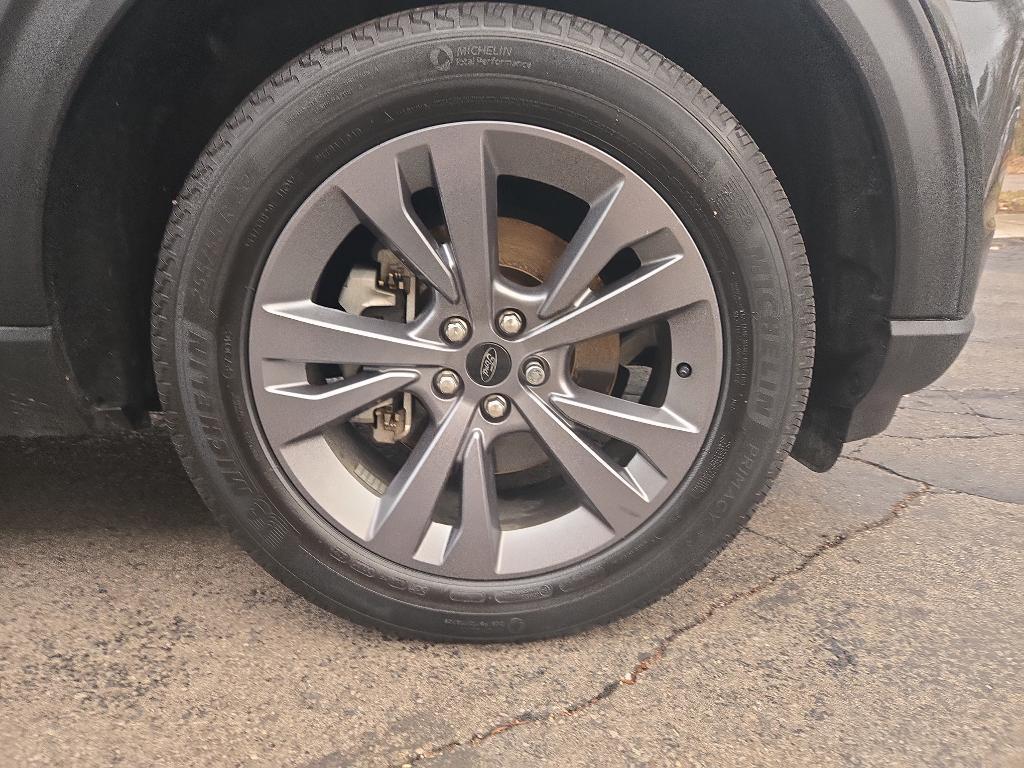 used 2022 Ford Explorer car, priced at $28,621