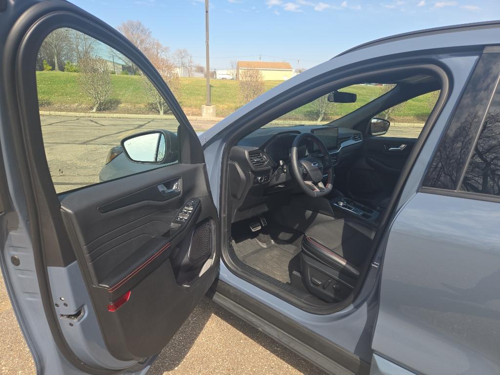 used 2024 Ford Escape car, priced at $26,745