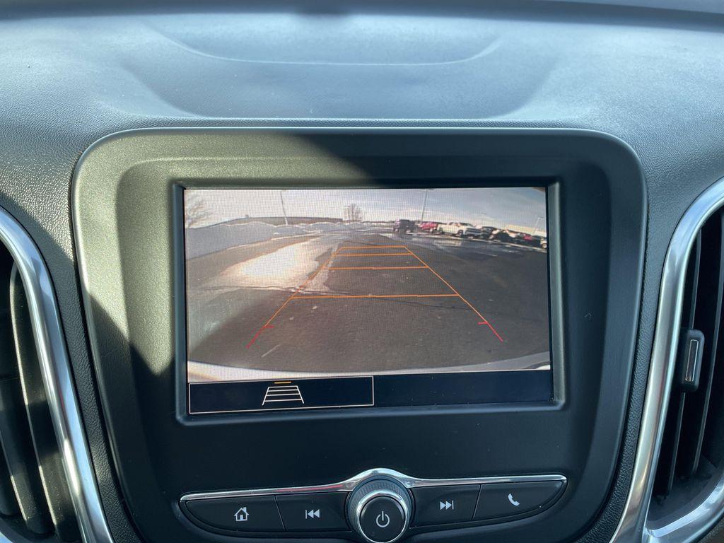 used 2024 Chevrolet Equinox car, priced at $22,489