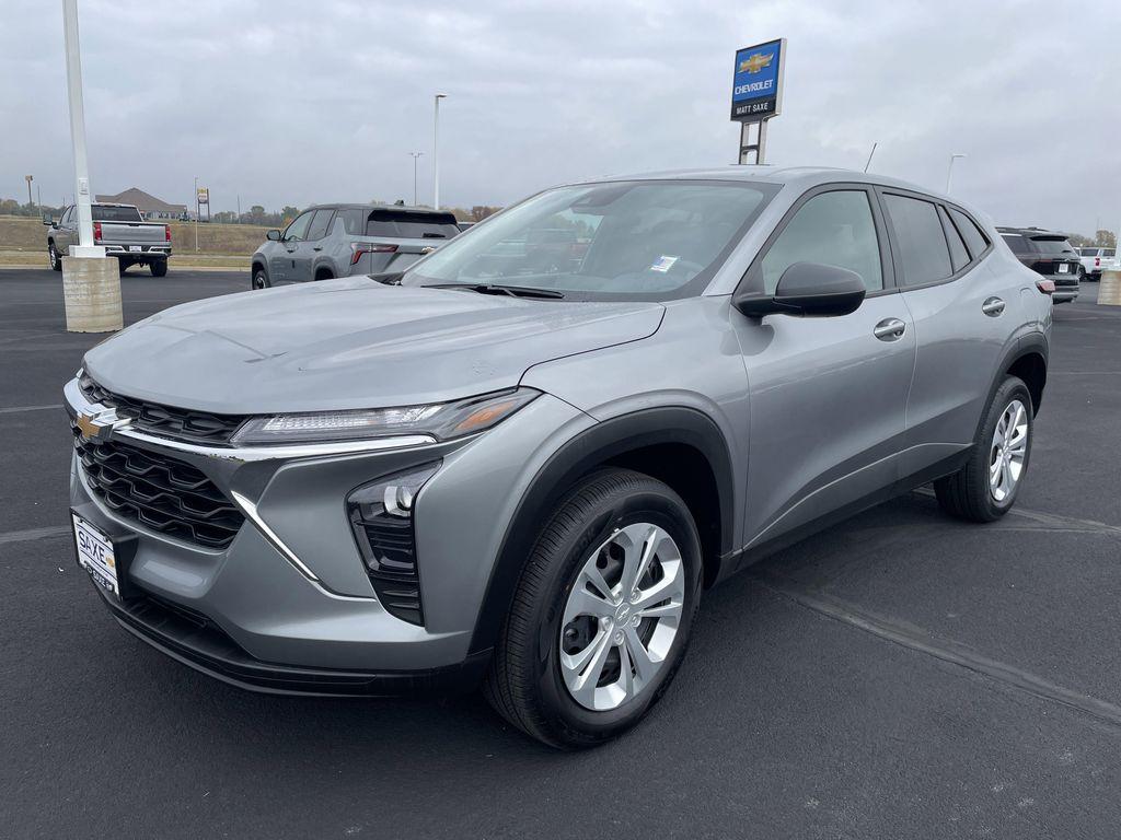 used 2025 Chevrolet Trax car, priced at $24,438
