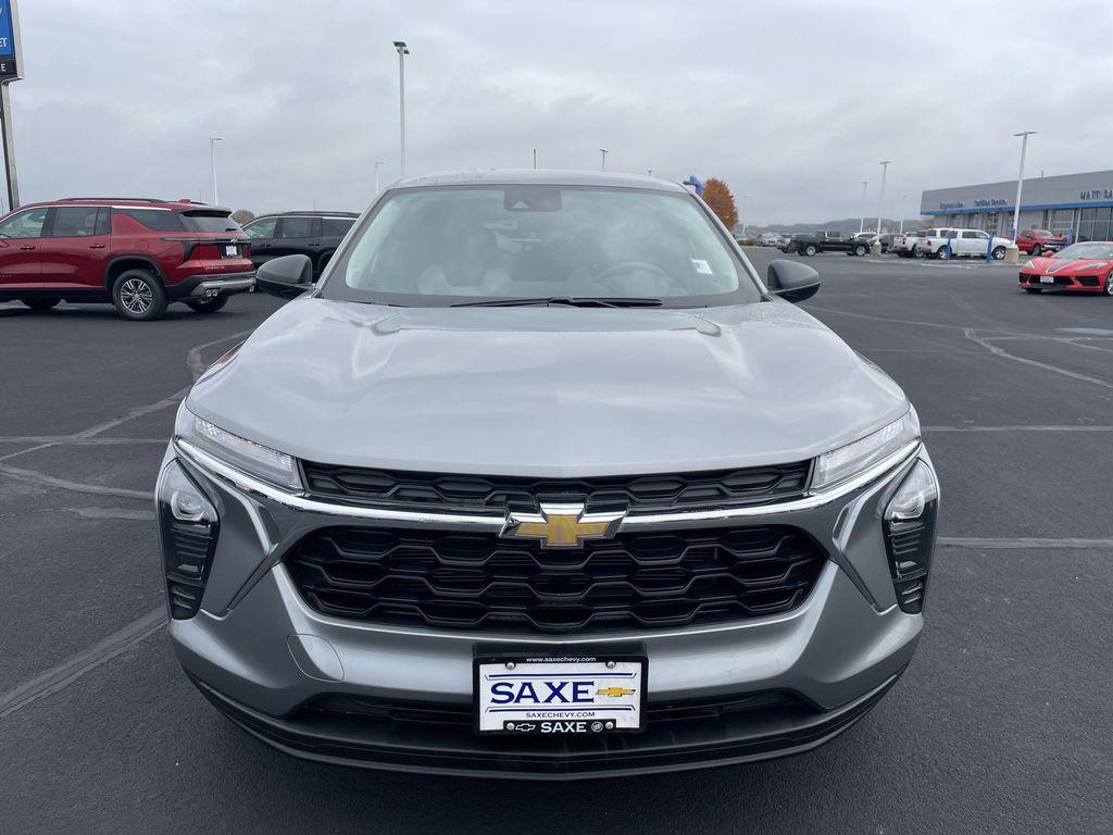 used 2025 Chevrolet Trax car, priced at $24,438