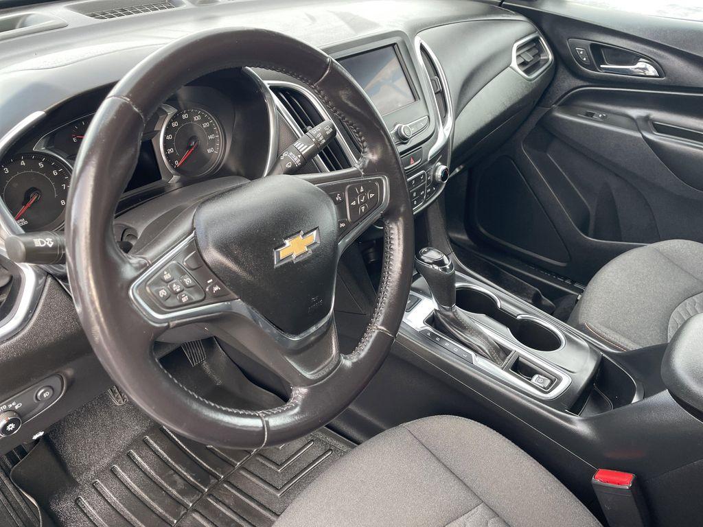 used 2021 Chevrolet Equinox car, priced at $19,995