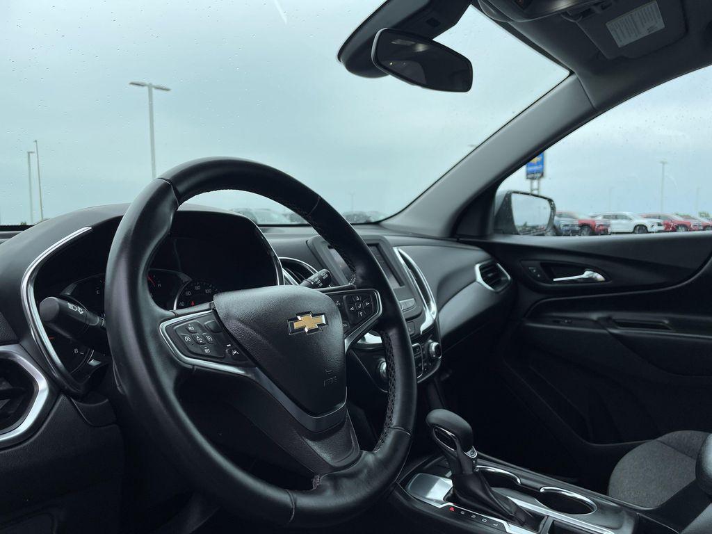 used 2024 Chevrolet Equinox car, priced at $23,345