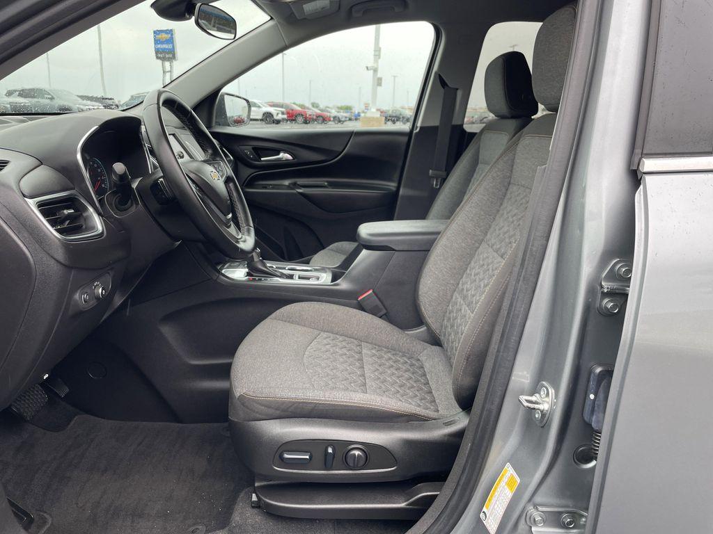 used 2024 Chevrolet Equinox car, priced at $23,345