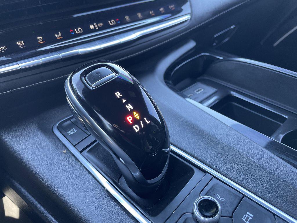 used 2021 Cadillac Escalade ESV car, priced at $55,995