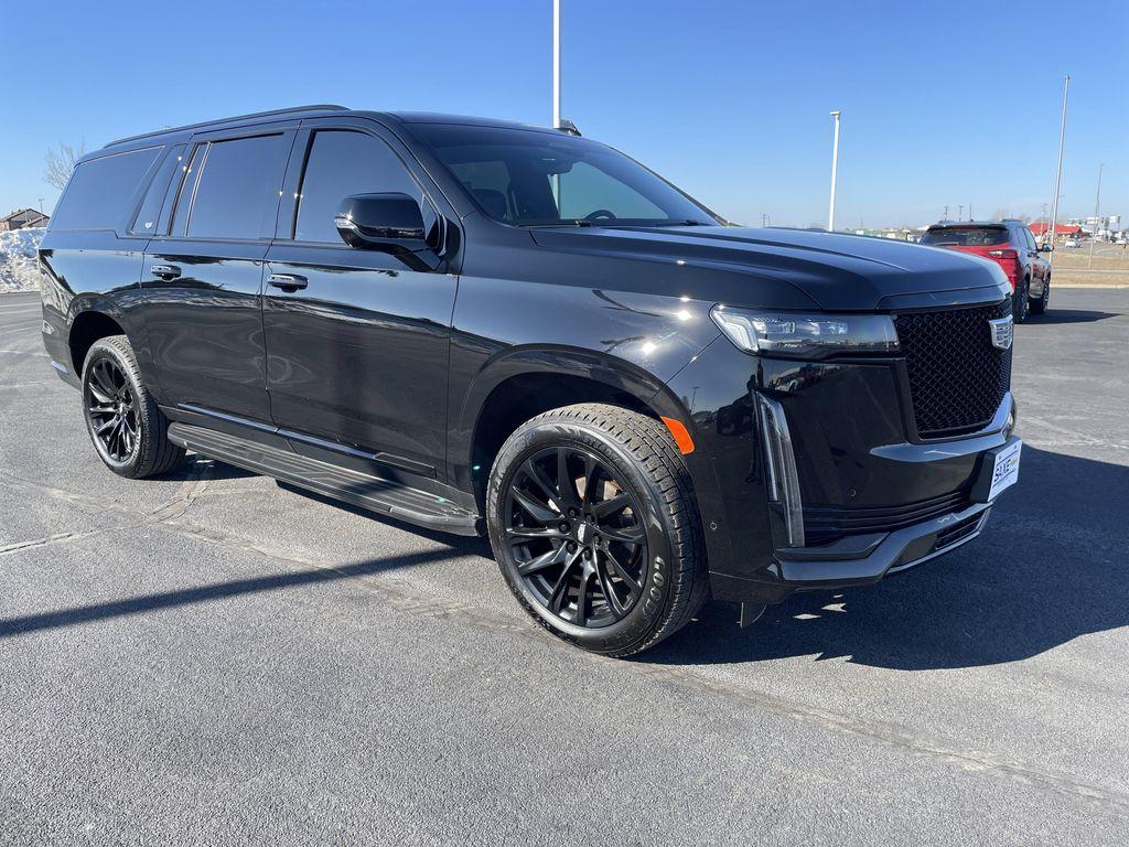 used 2021 Cadillac Escalade ESV car, priced at $55,995