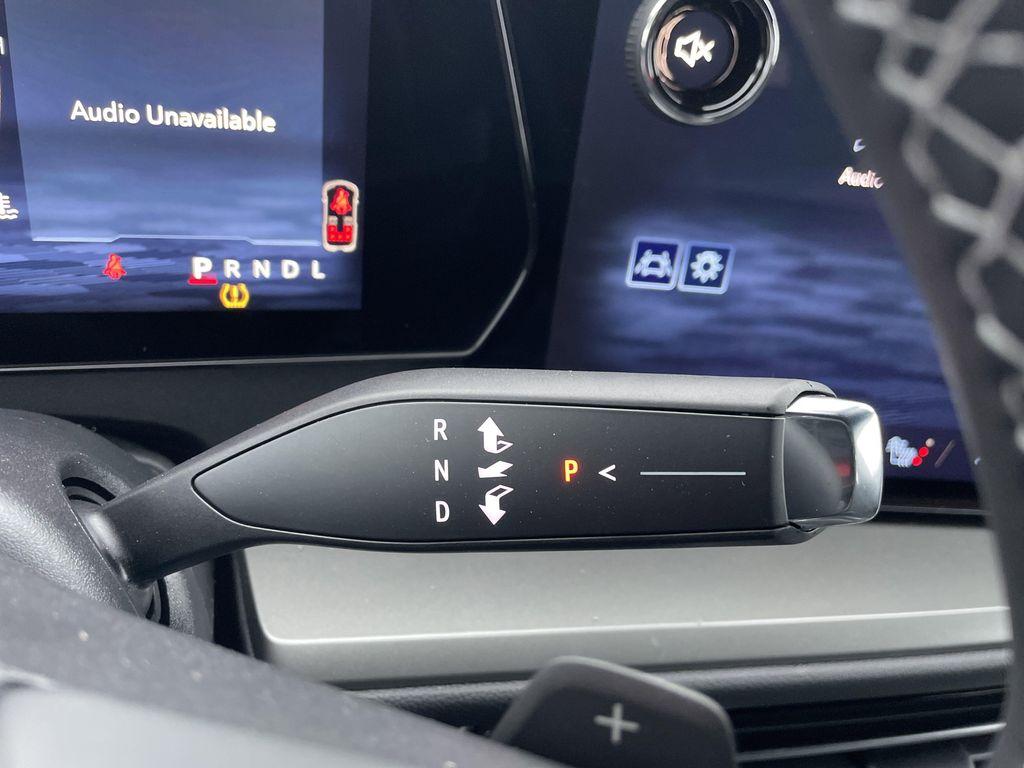 used 2025 Chevrolet Traverse car, priced at $47,495