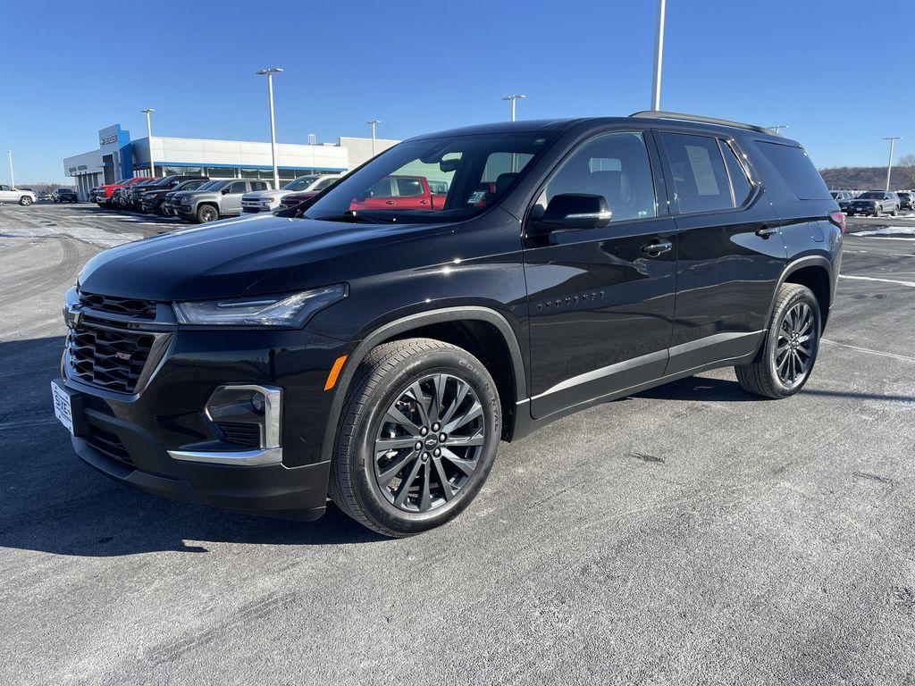 used 2023 Chevrolet Traverse car, priced at $34,995