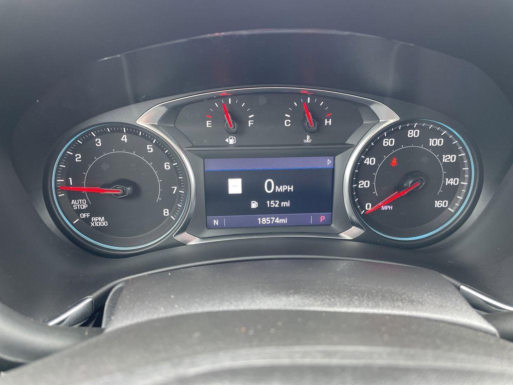 used 2023 Chevrolet Equinox car, priced at $27,995