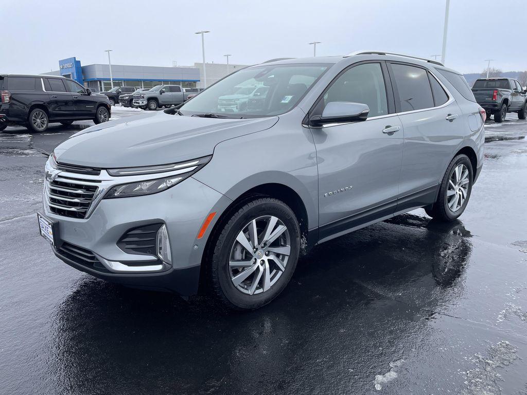 used 2023 Chevrolet Equinox car, priced at $27,995
