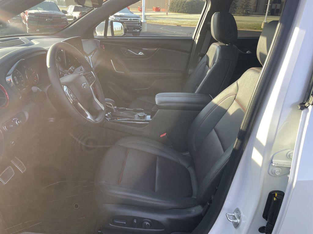 used 2024 Chevrolet Blazer car, priced at $38,995