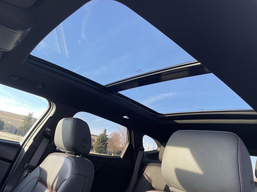 used 2024 Chevrolet Blazer car, priced at $38,995