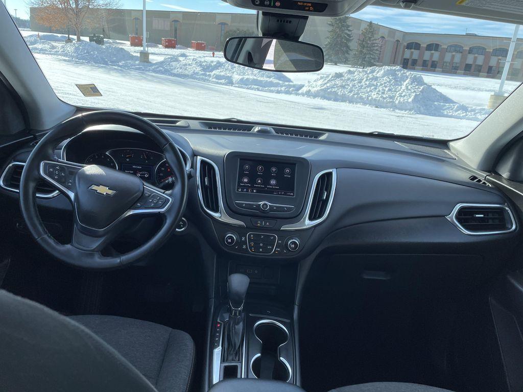 used 2024 Chevrolet Equinox car, priced at $21,989