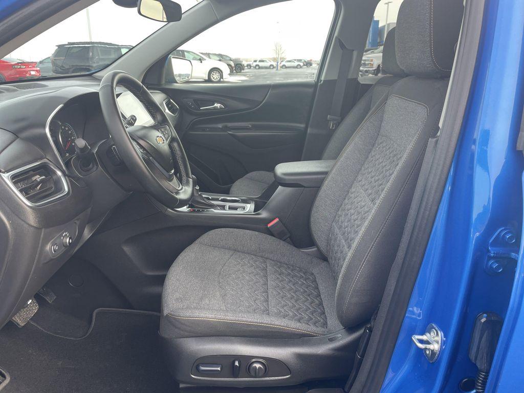 used 2024 Chevrolet Equinox car, priced at $23,749