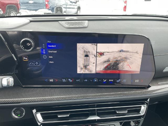 new 2026 Chevrolet Traverse car, priced at $55,990