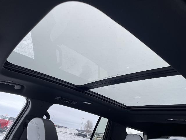 new 2026 Chevrolet Traverse car, priced at $55,990