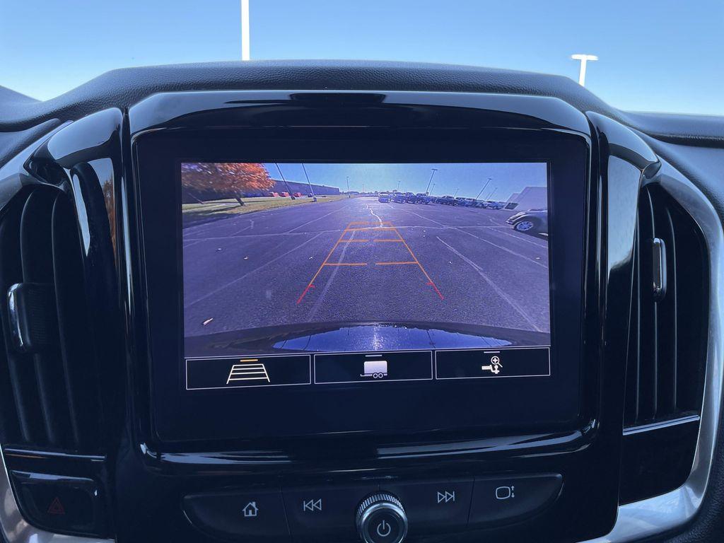 used 2020 Chevrolet Traverse car, priced at $23,448