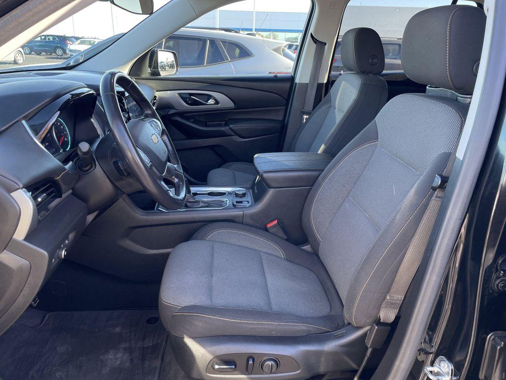 used 2020 Chevrolet Traverse car, priced at $23,448