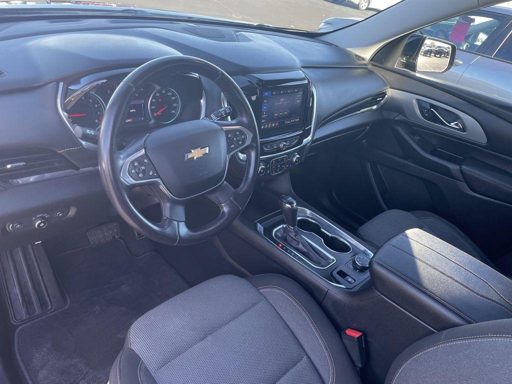 used 2020 Chevrolet Traverse car, priced at $23,448