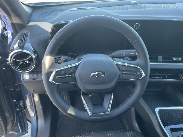 new 2026 Chevrolet Equinox car, priced at $30,840