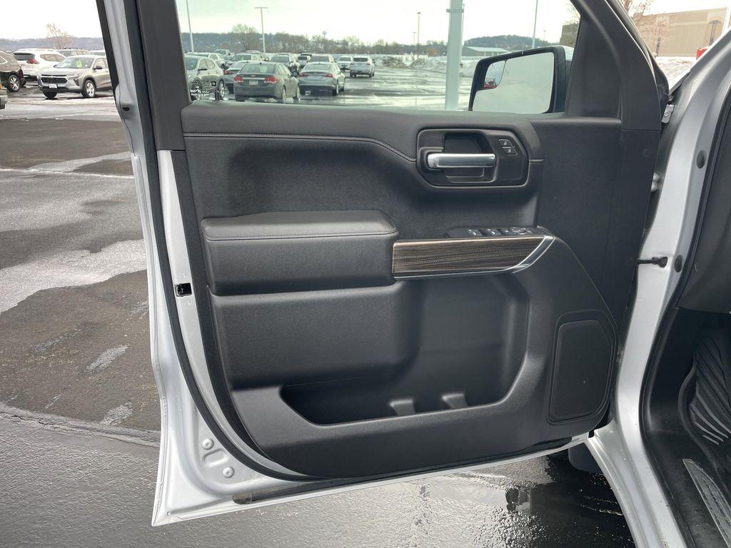 used 2021 Chevrolet Silverado 1500 car, priced at $34,995