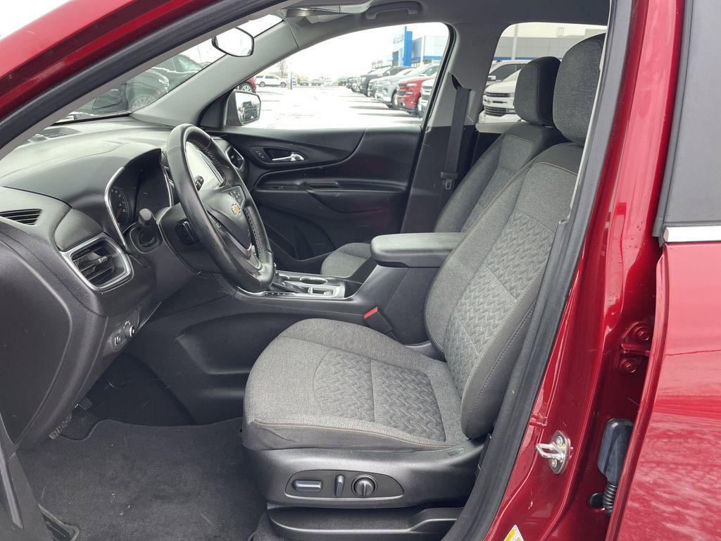 used 2023 Chevrolet Equinox car, priced at $22,995