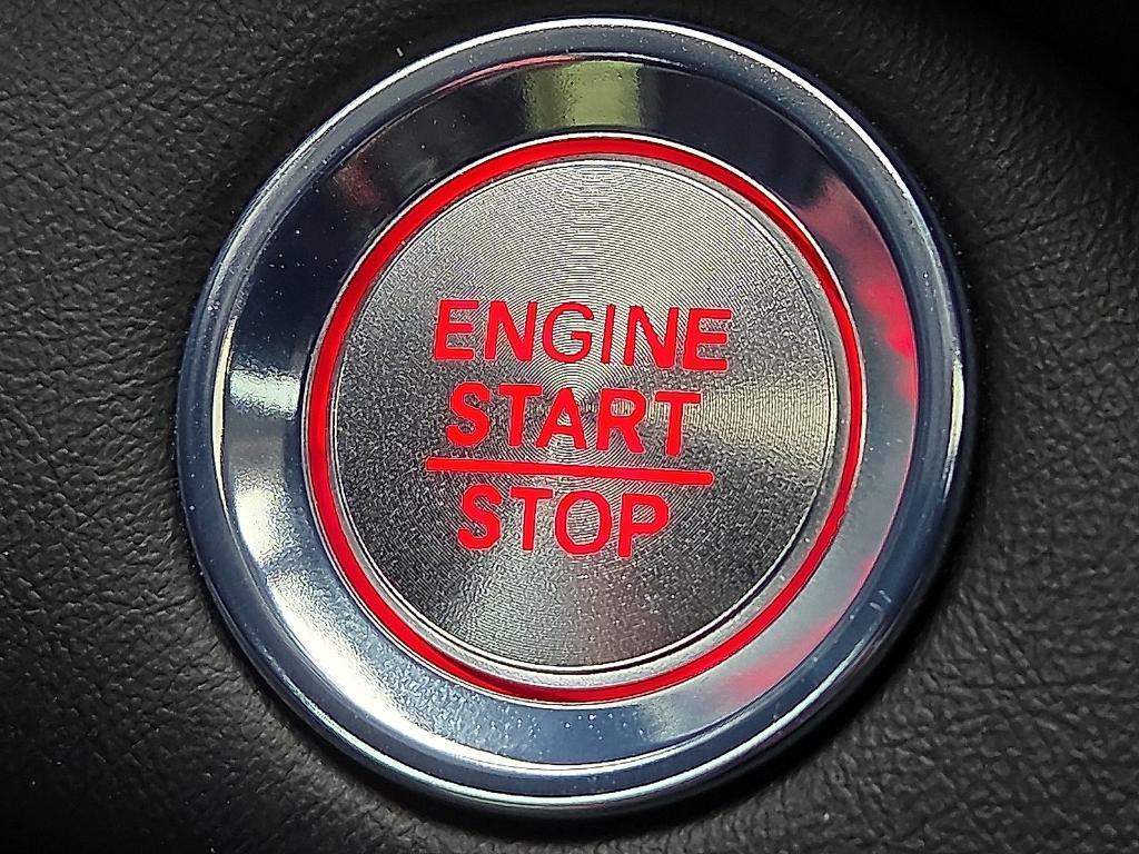 used 2023 Acura RDX car, priced at $30,472