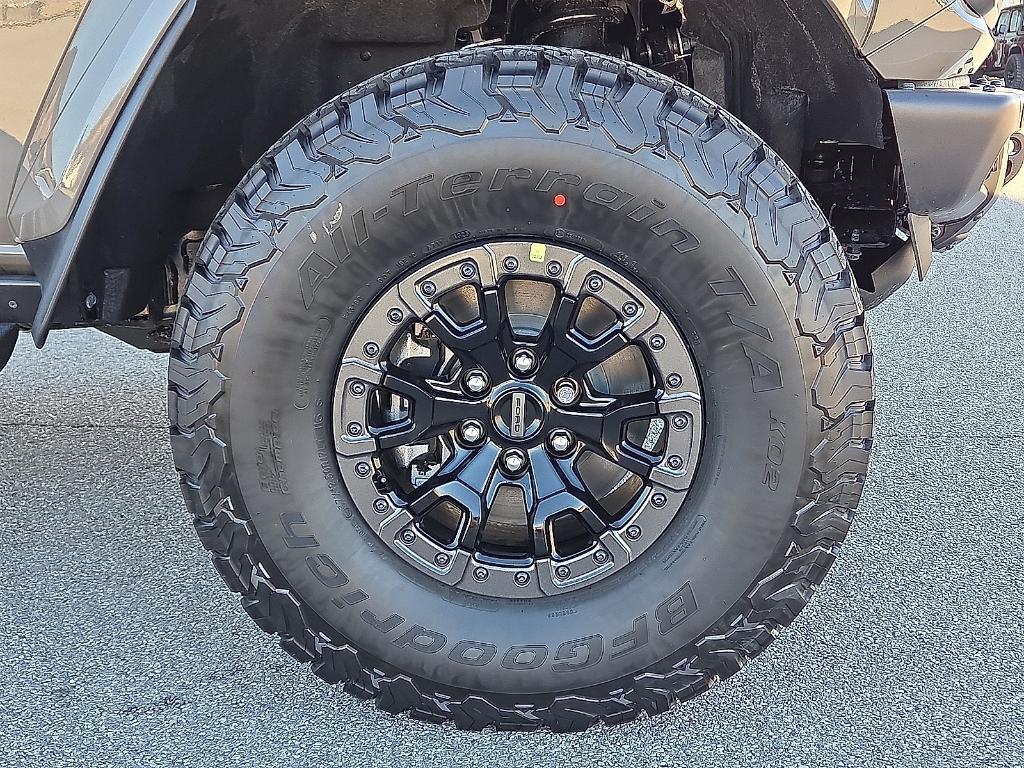 new 2025 Ford Bronco car, priced at $90,024