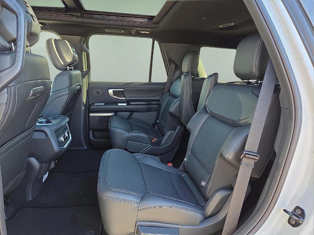 new 2026 Ford Expedition car, priced at $82,301