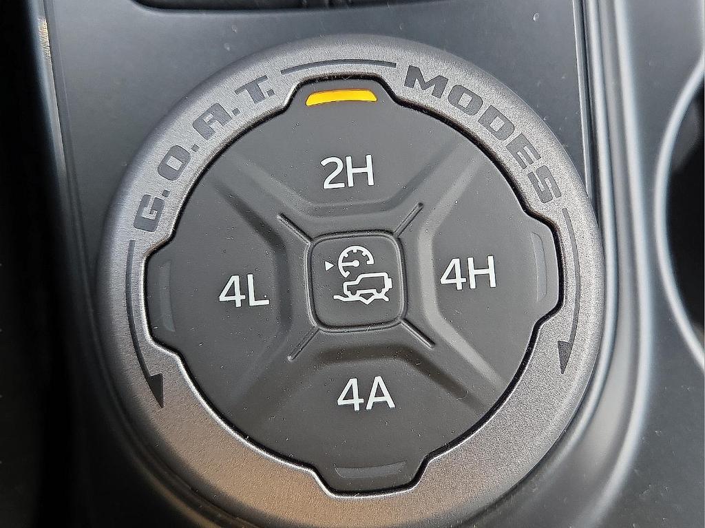 new 2025 Ford Bronco car, priced at $45,722