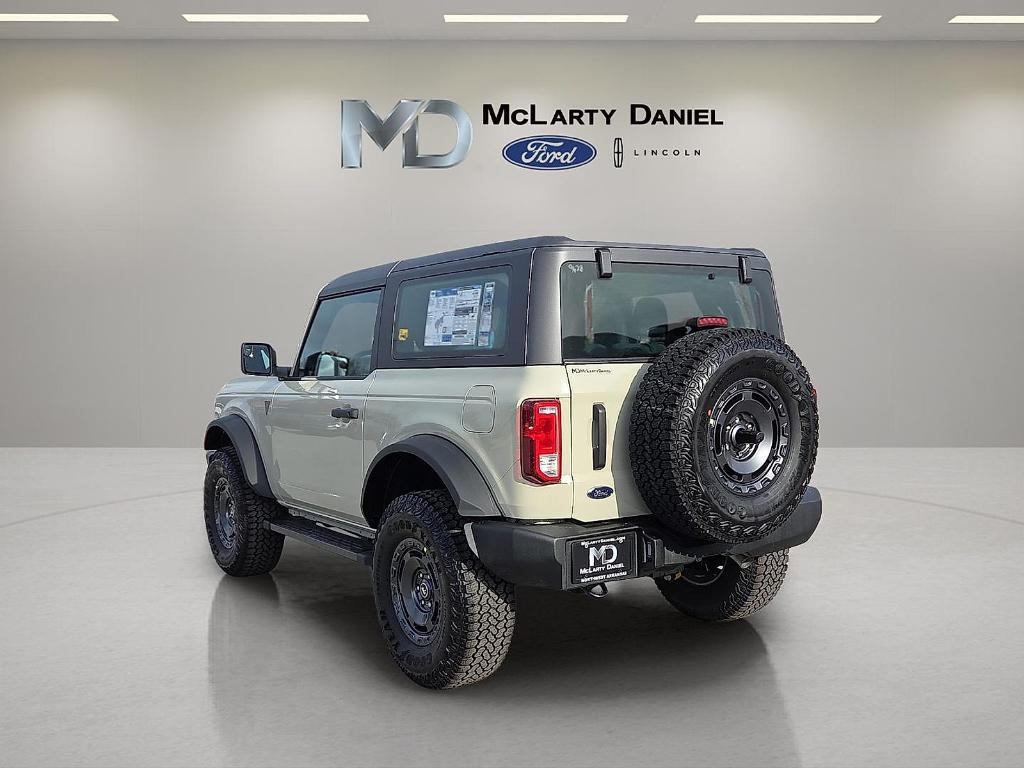 new 2025 Ford Bronco car, priced at $45,722