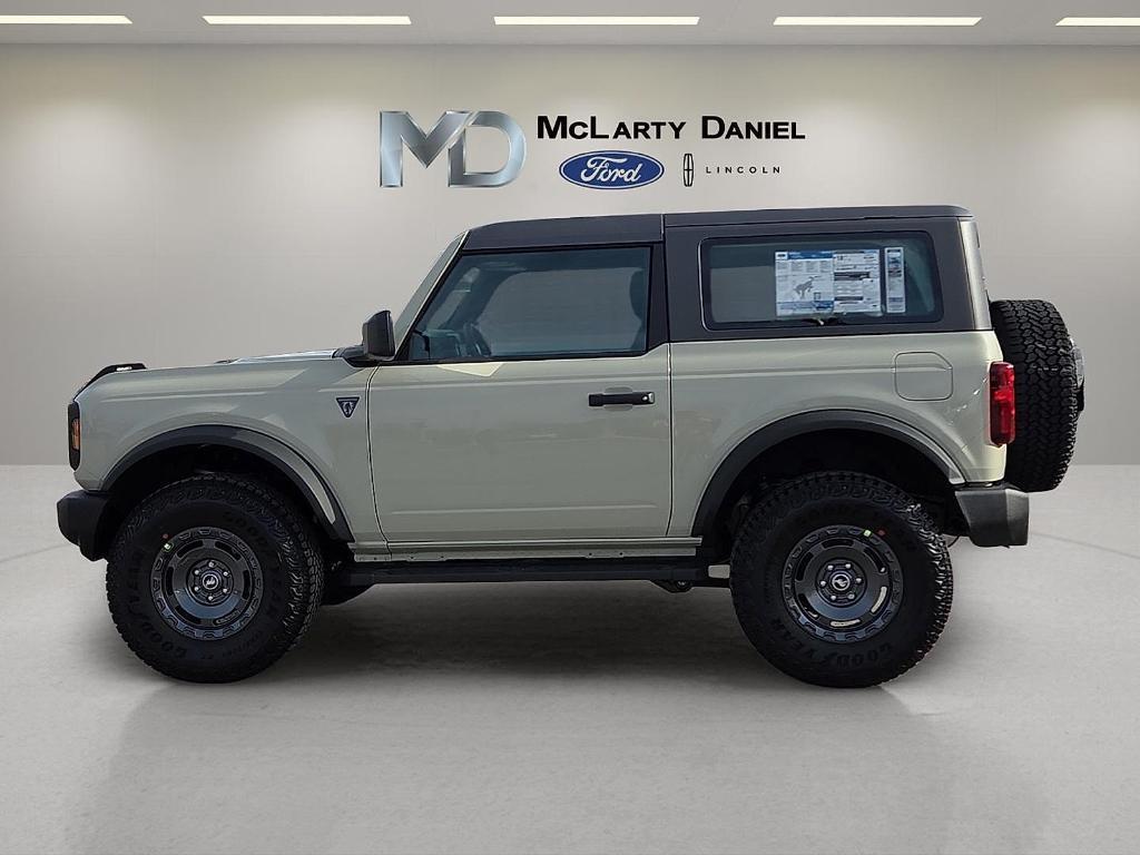 new 2025 Ford Bronco car, priced at $45,722