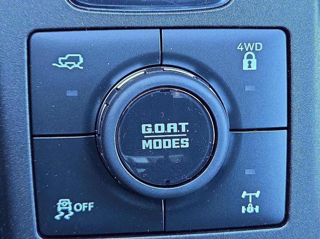 new 2025 Ford Bronco Sport car, priced at $37,414