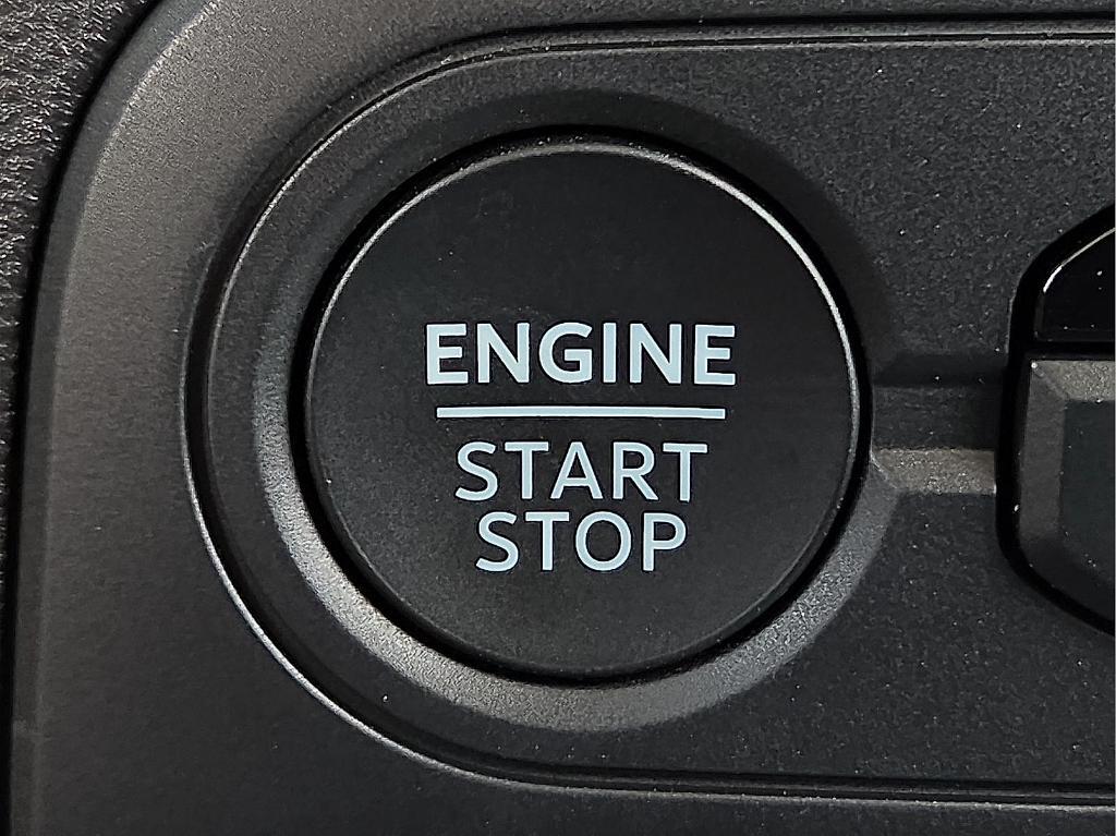 new 2025 Ford Bronco Sport car, priced at $28,453