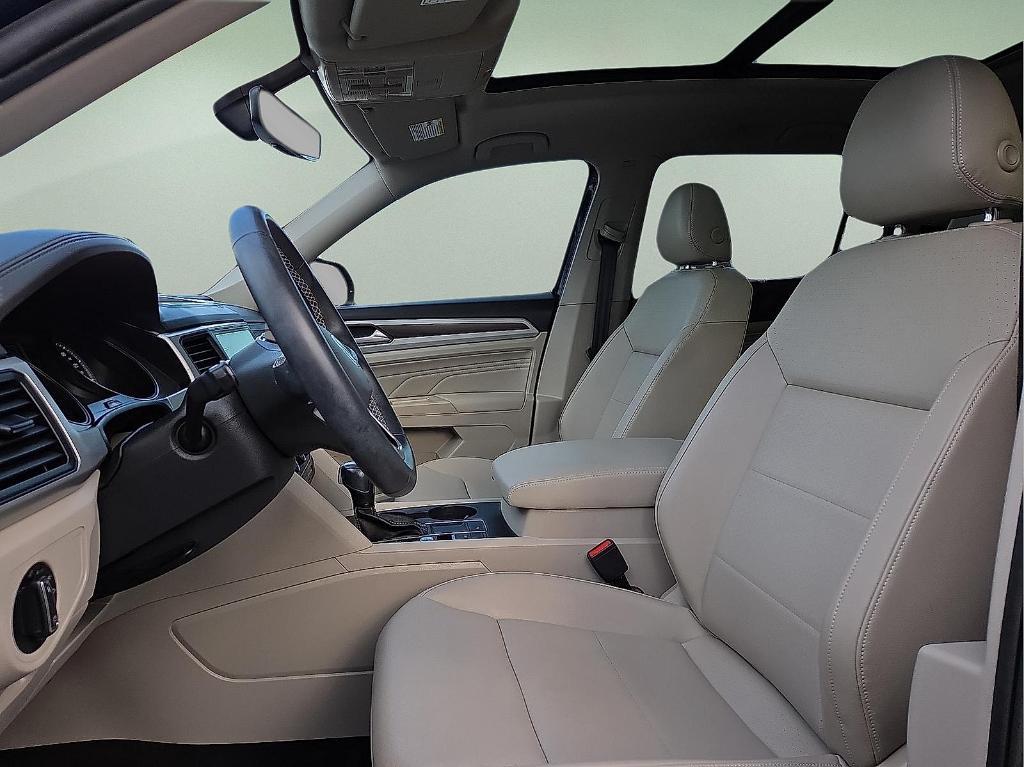 used 2021 Volkswagen Atlas car, priced at $16,549