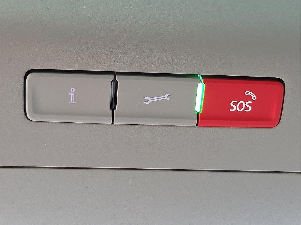 used 2021 Volkswagen Atlas car, priced at $16,549