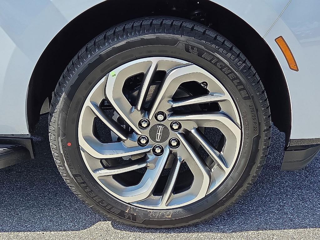 new 2026 Lincoln Navigator car, priced at $95,640